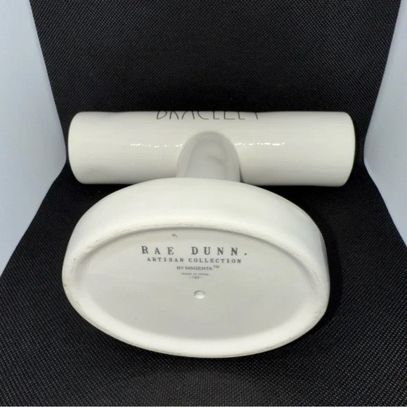 BRACELET RAE DUNN ARTISAN COLLECTION BRACELET RING HOLDER WHITE BY MAGENTA #189 - Picture 2 of 8